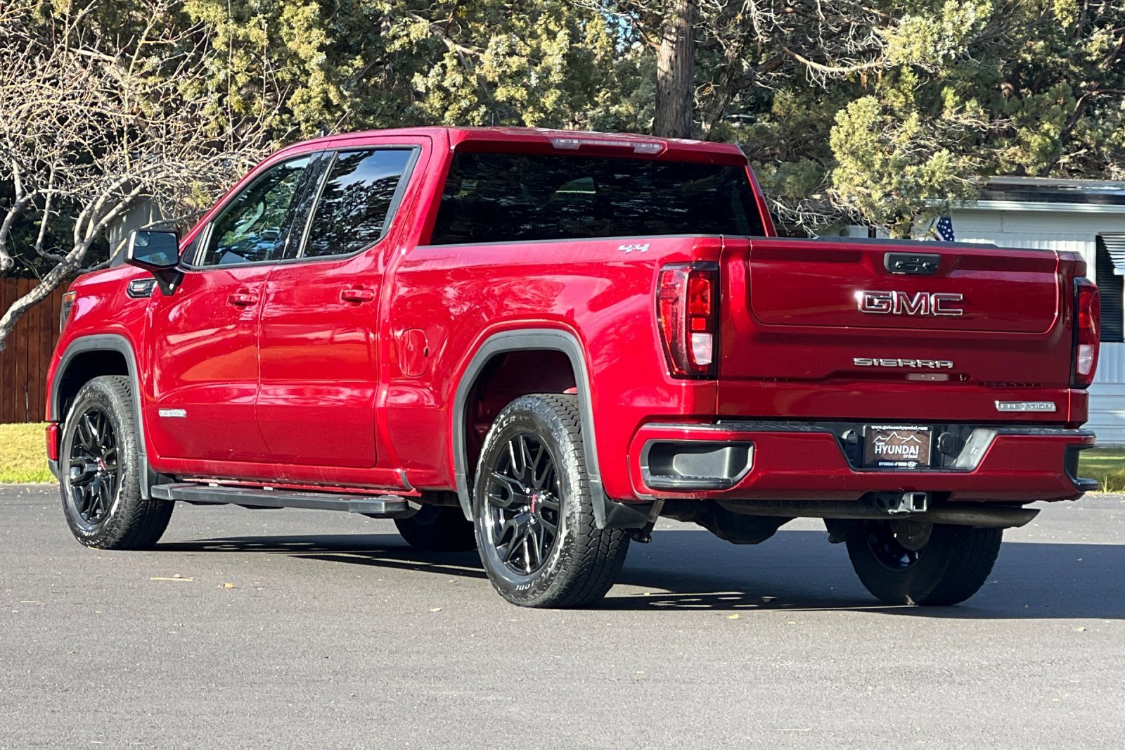 Used 2022 GMC Sierra 1500 Elevation image 6