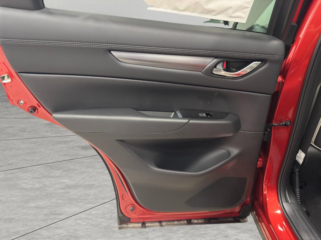 New 2025 MAZDA CX-5 AWD 2.5 S w/ Preferred Package image 18