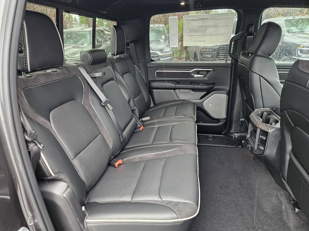 New 2026 RAM 1500 Laramie AWD/4WD image 15