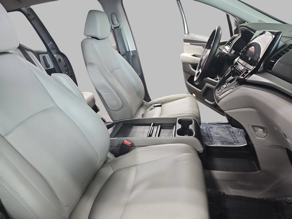 Used 2018 Honda Odyssey Touring image 13