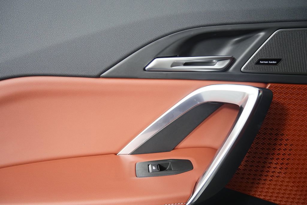 Used 2026 BMW X1 xDrive28i w/ Technology Package image 13