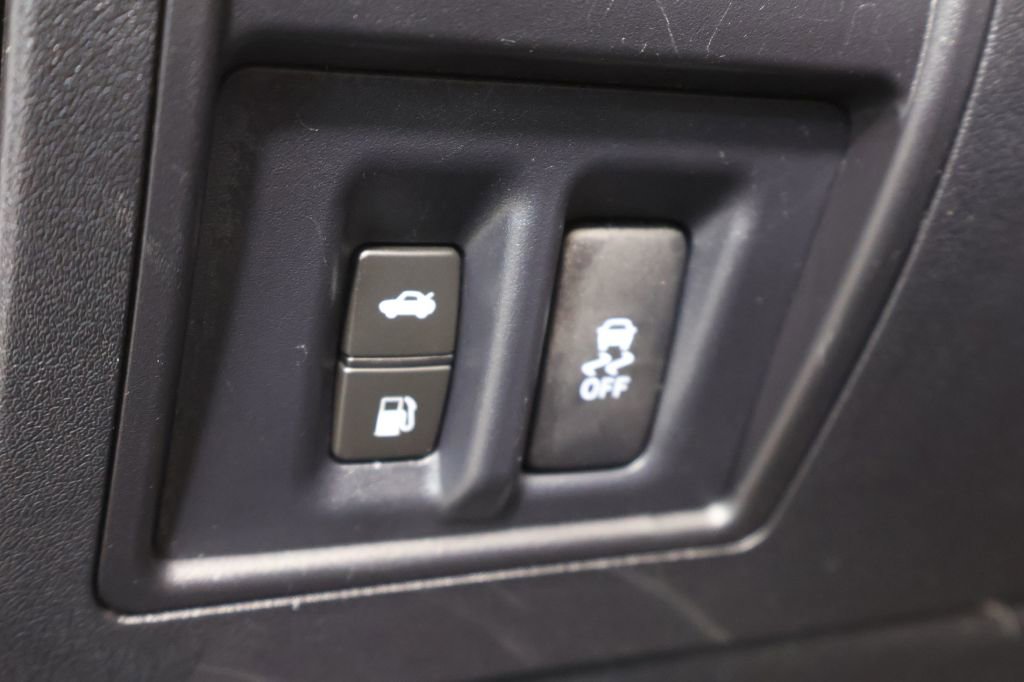 Used 2014 Lexus IS 250C 250 w/ Luxury Package image 40