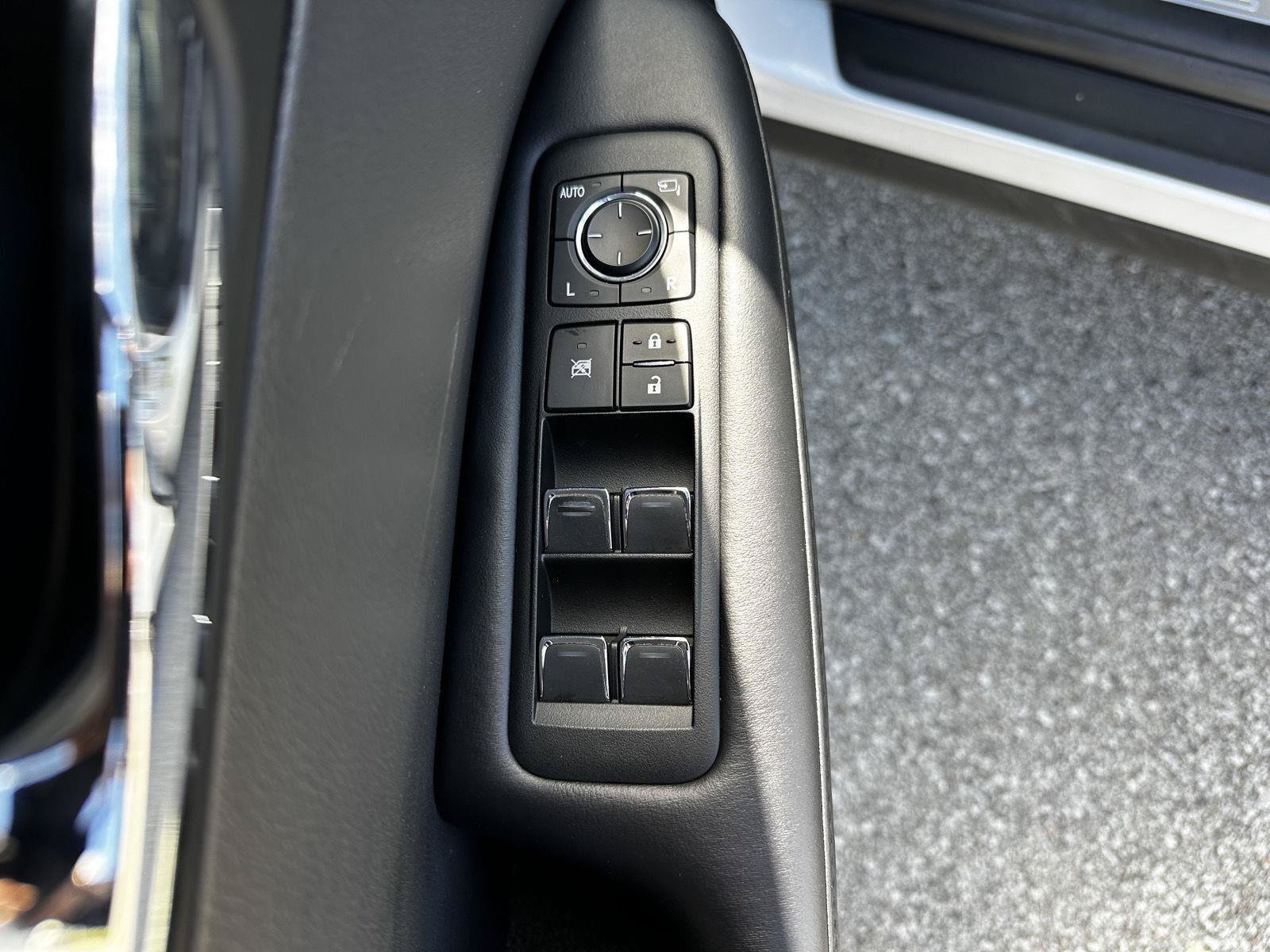 Used 2017 Lexus RX 350 FWD w/ Premium Package image 8