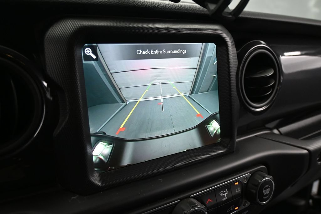 Used 2022 Jeep Gladiator Sport AWD/4WD image 13