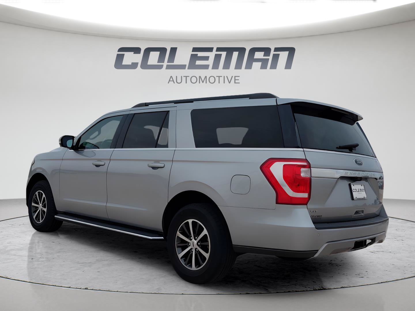 Used 2021 Ford Expedition Max XLT AWD/4WD image 3
