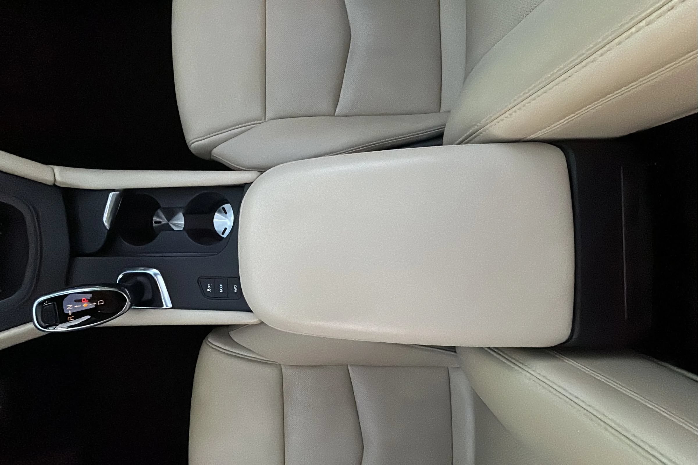 Used 2018 Cadillac XT5 Luxury w/ Driver Awareness Package AWD/4WD image 40