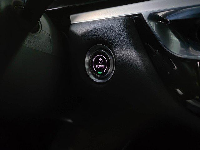 Used 2024 Cadillac Lyriq Sport image 26