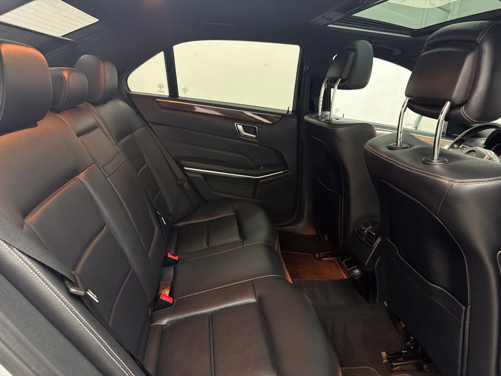 Used 2014 Mercedes-Benz E 350 4MATIC Sedan image 27