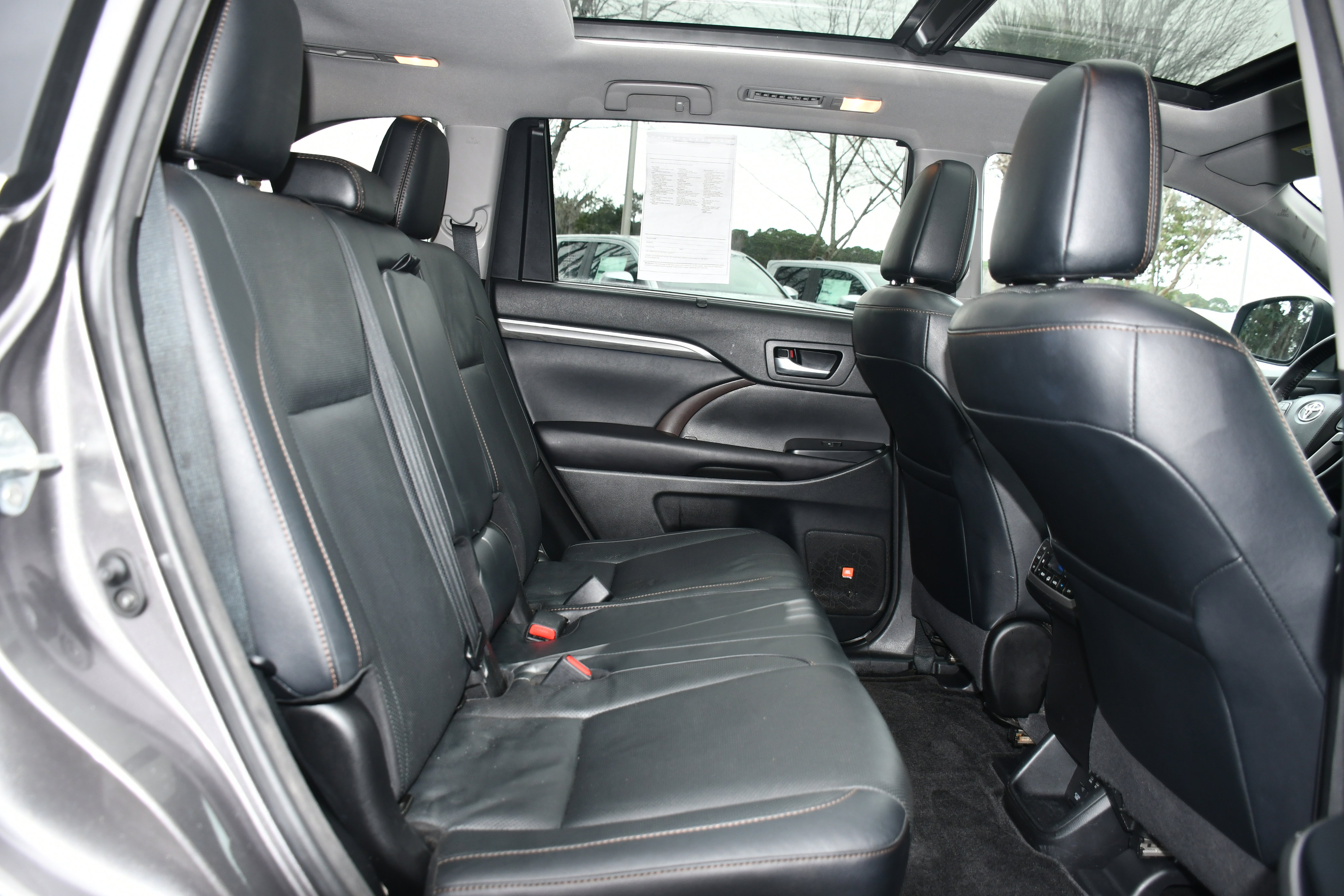 Used 2017 Toyota Highlander Limited Platinum image 20