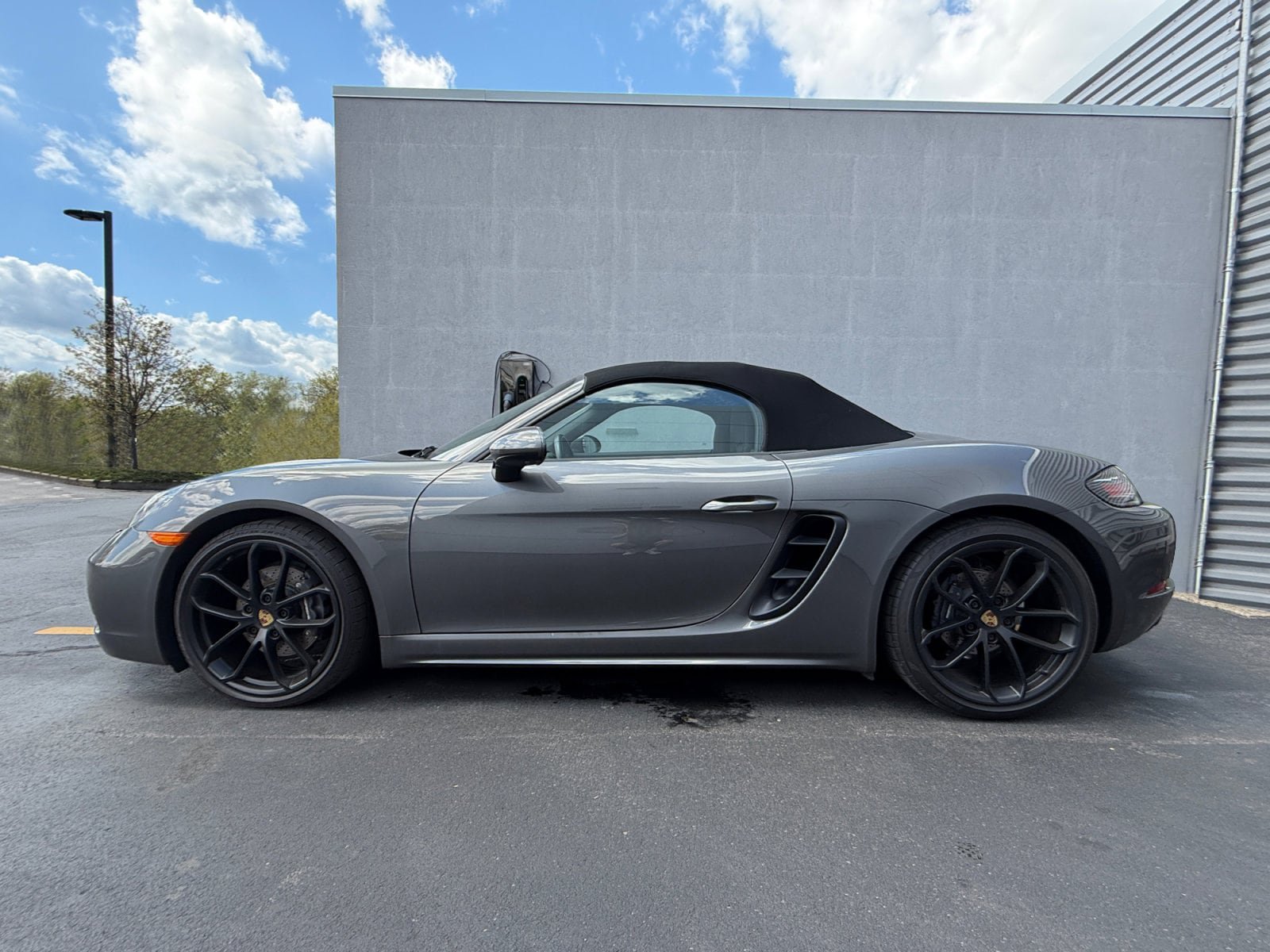 Certified 2025 Porsche 718 Boxster RWD image 2