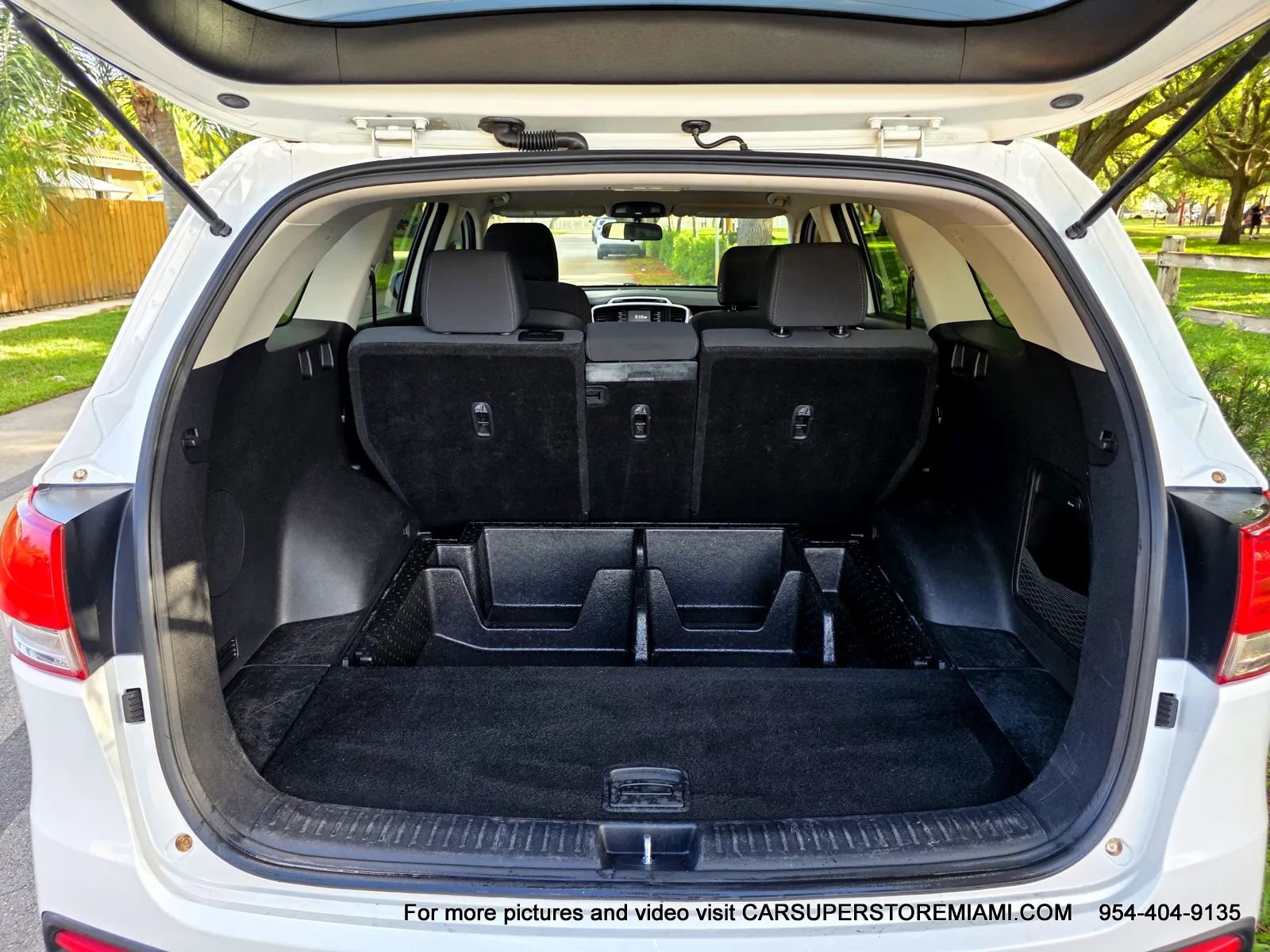 Used 2017 Kia Sorento LX FWD image 44