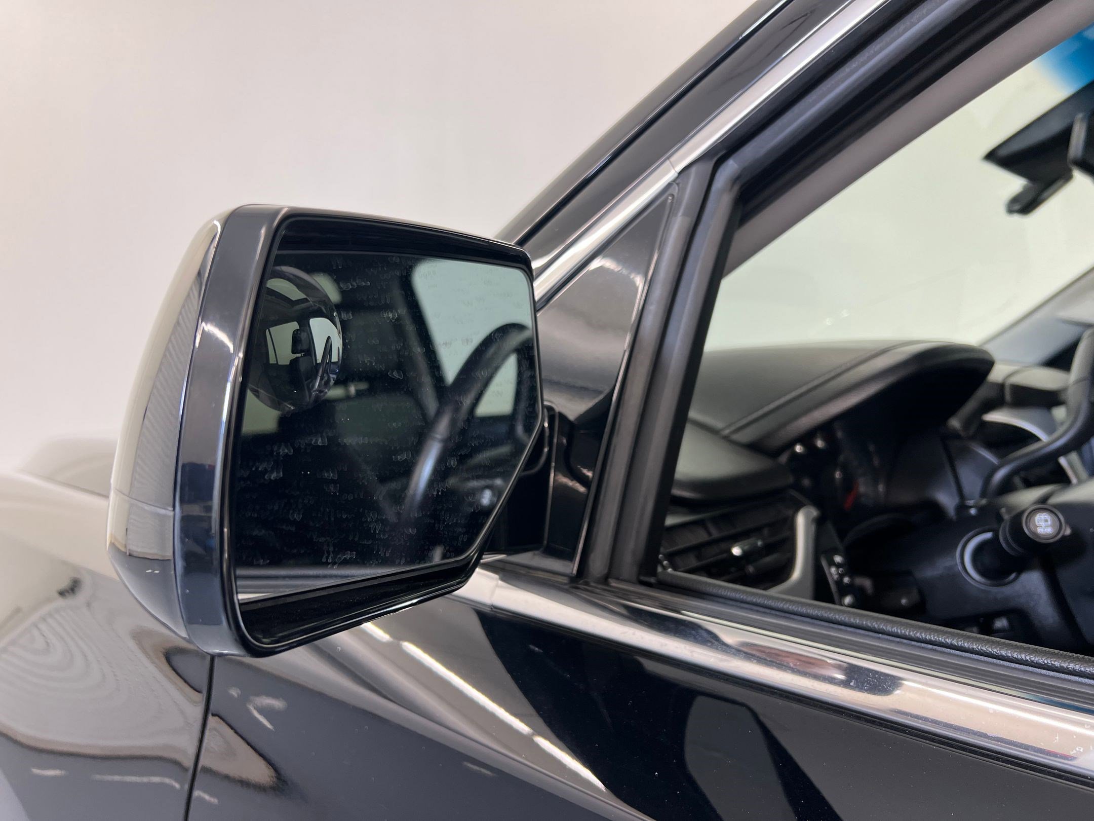 Used 2020 GMC Yukon SLT w/ Value Plus Edition image 22