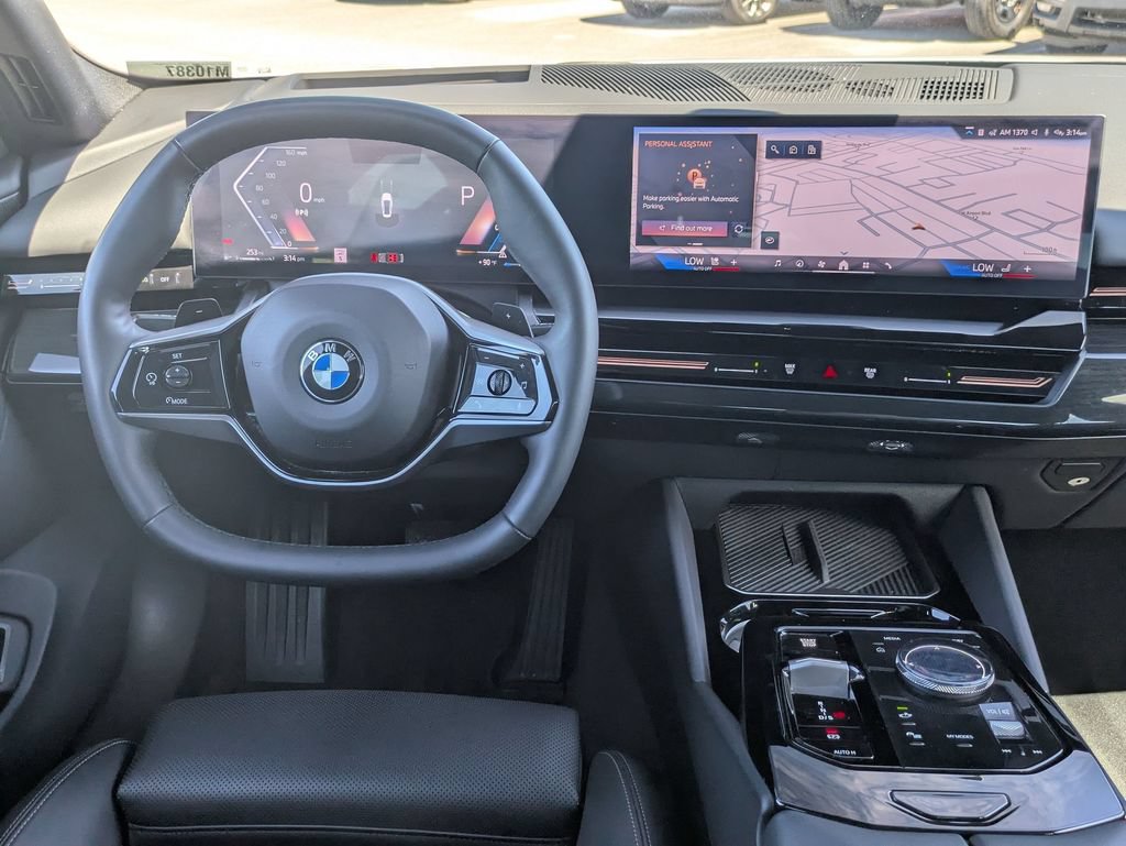 Used 2026 BMW 530i RWD image 29