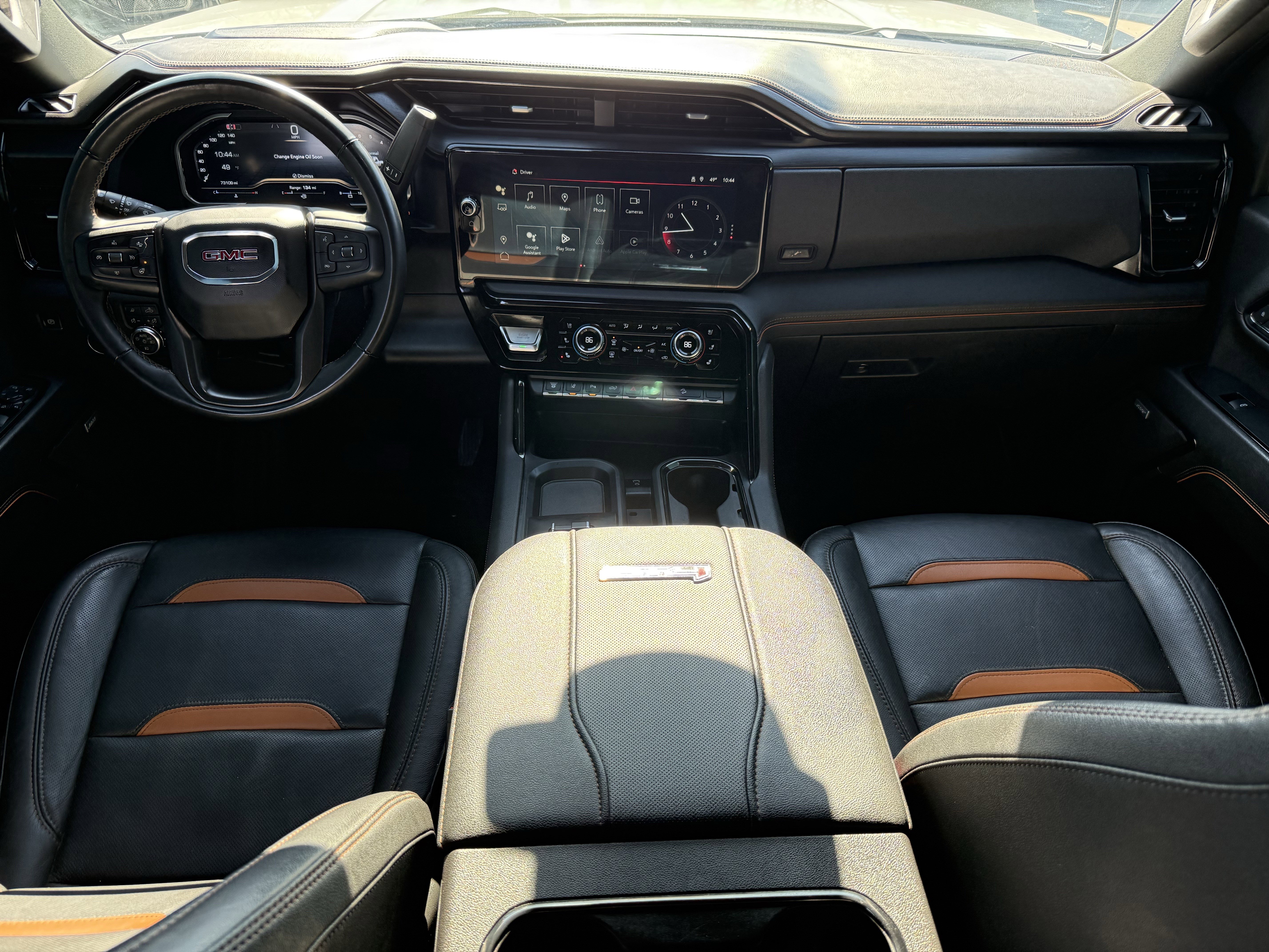 Used 2024 GMC Sierra 2500 AT4 image 12