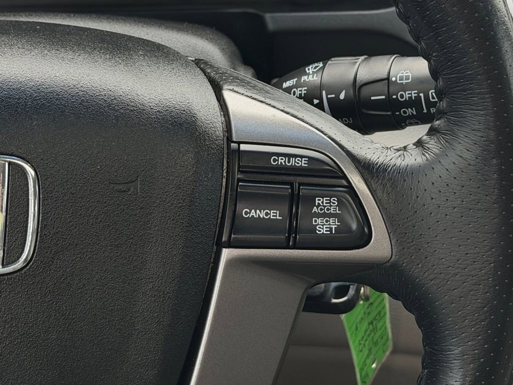 Used 2012 Honda Odyssey EX-L image 19