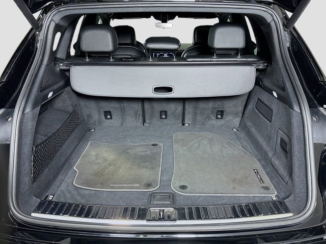Used 2020 Porsche Cayenne AWD/4WD image 24