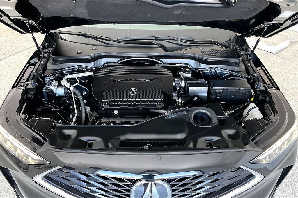 Certified 2025 Acura MDX FWD image 12