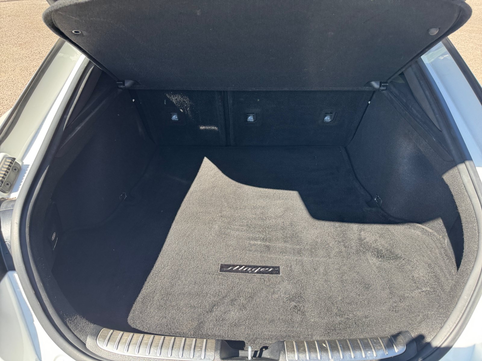 Used 2018 Kia Stinger GT2 RWD image 32