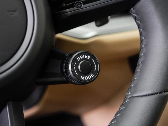 New 2026 Porsche Cayenne Coupe image 16