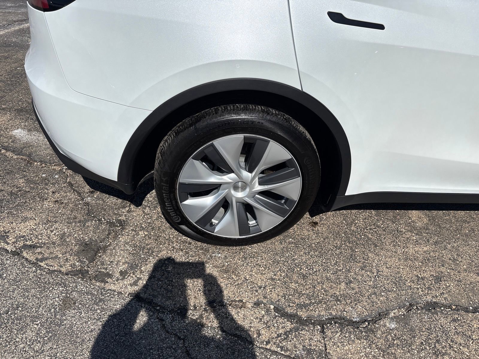 Used 2023 Tesla Model Y Performance image 32