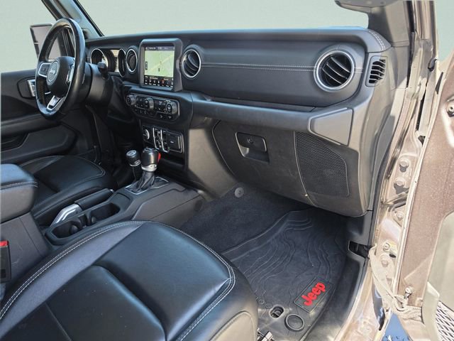 Used 2020 Jeep Wrangler Unlimited Sahara AWD/4WD image 18