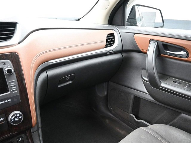 Used 2017 Chevrolet Traverse LT image 23