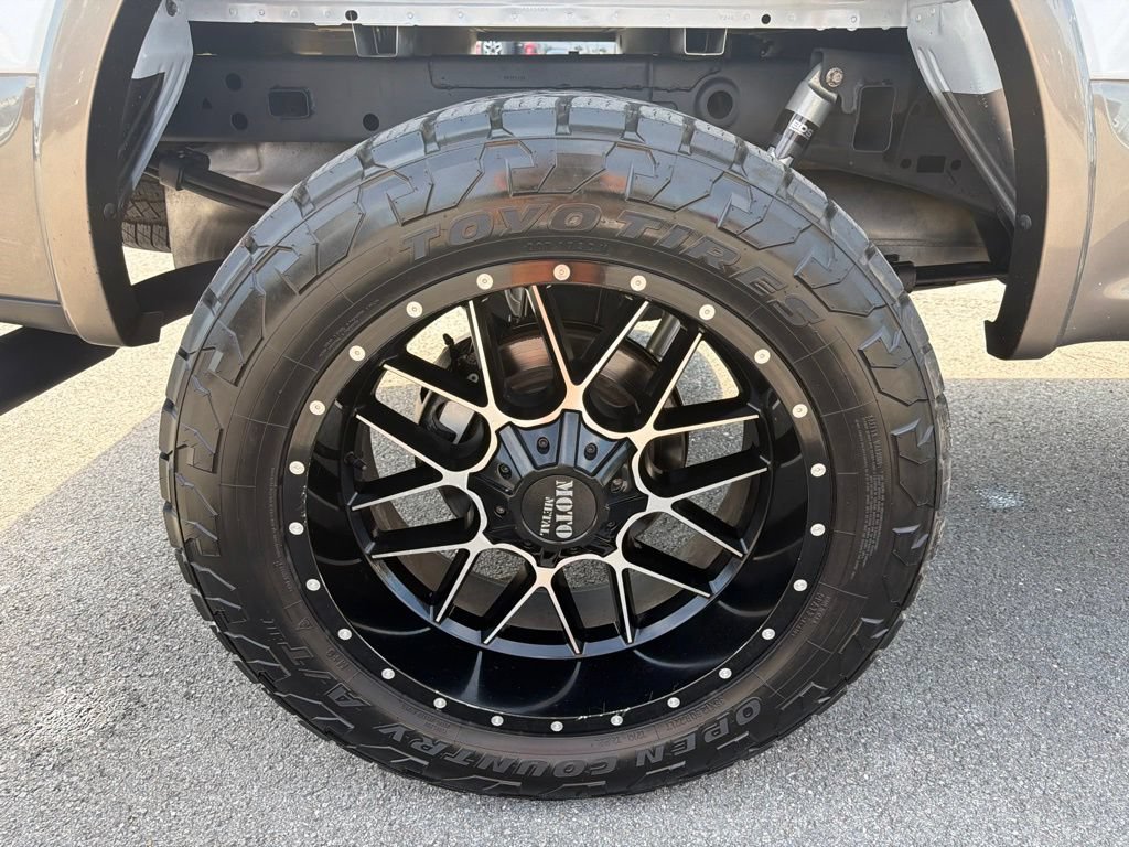 Used 2019 Ford F150 King Ranch w/ Equipment Group 601A Luxury AWD/4WD image 13