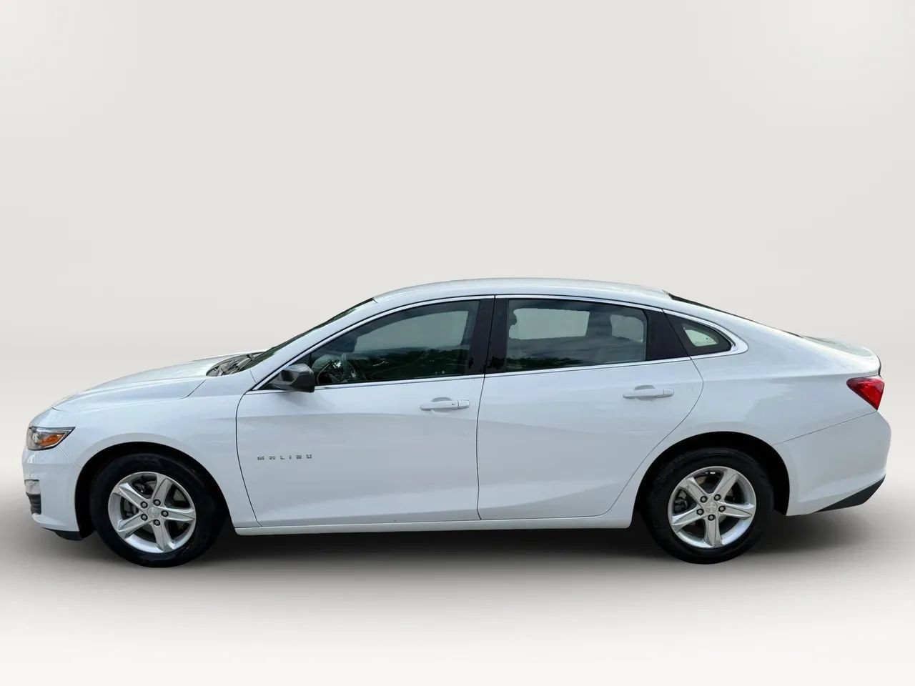 Used 2019 Chevrolet Malibu LS w/ Driver Confidence Package II FWD image 6