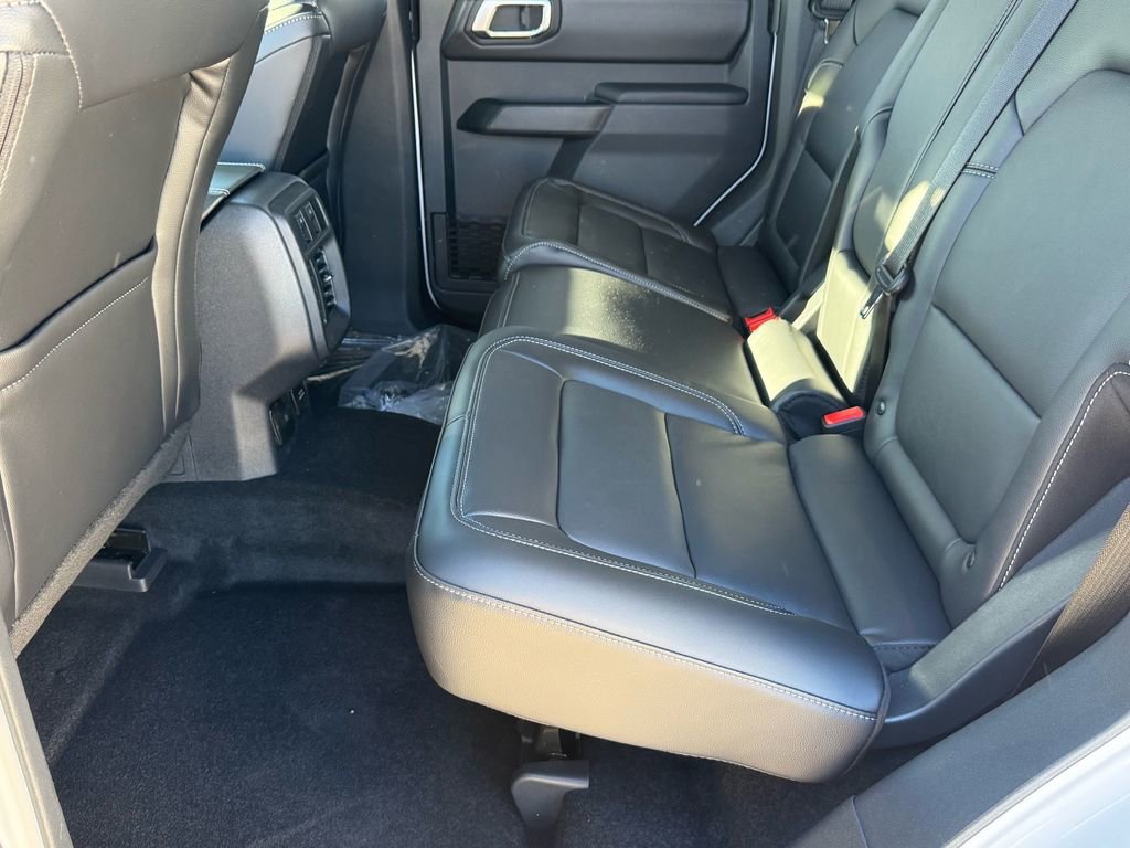 New 2026 Ford Bronco Outer Banks w/ Sasquatch Package image 10
