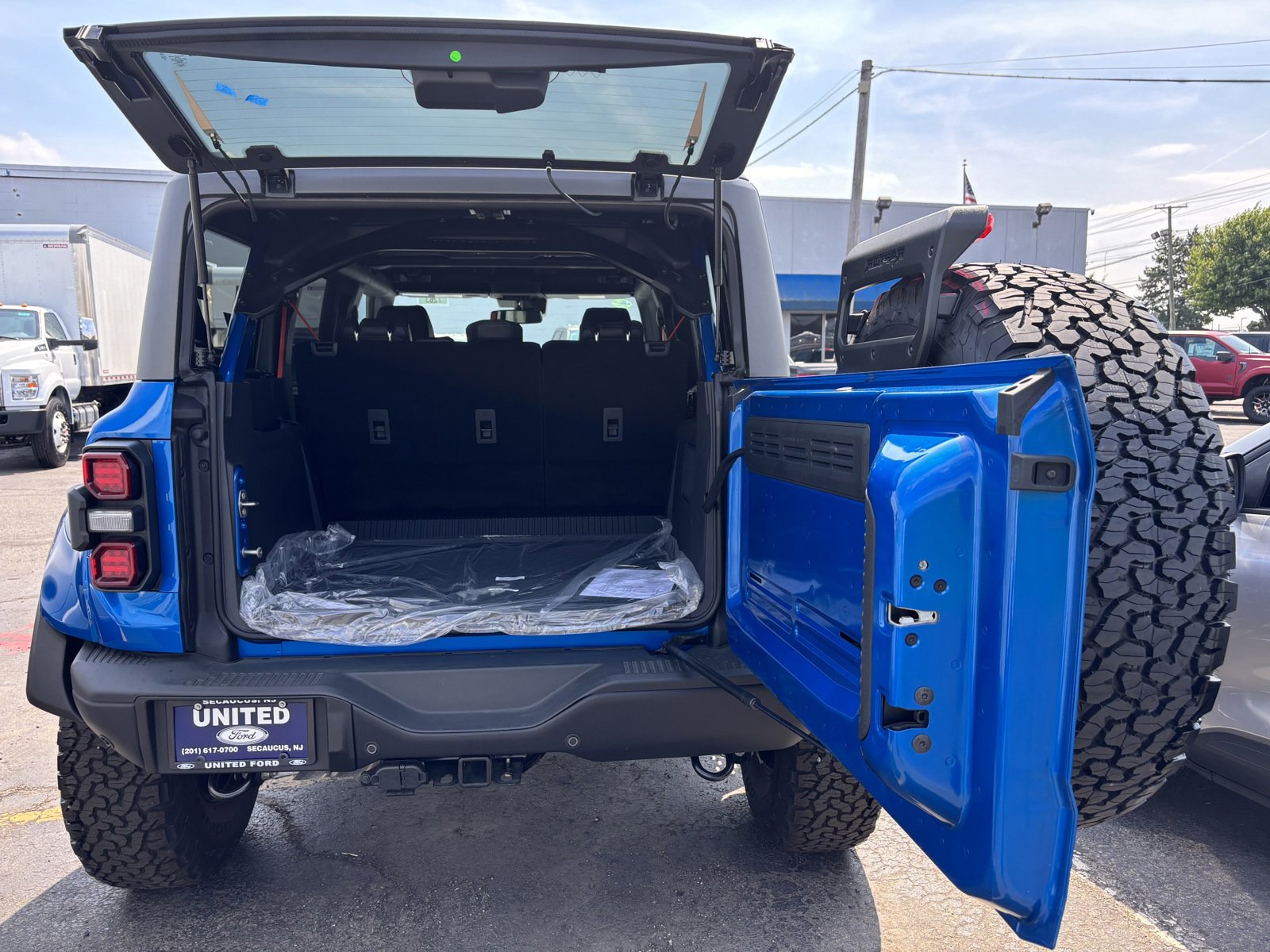 Used 2024 Ford Bronco Raptor image 7