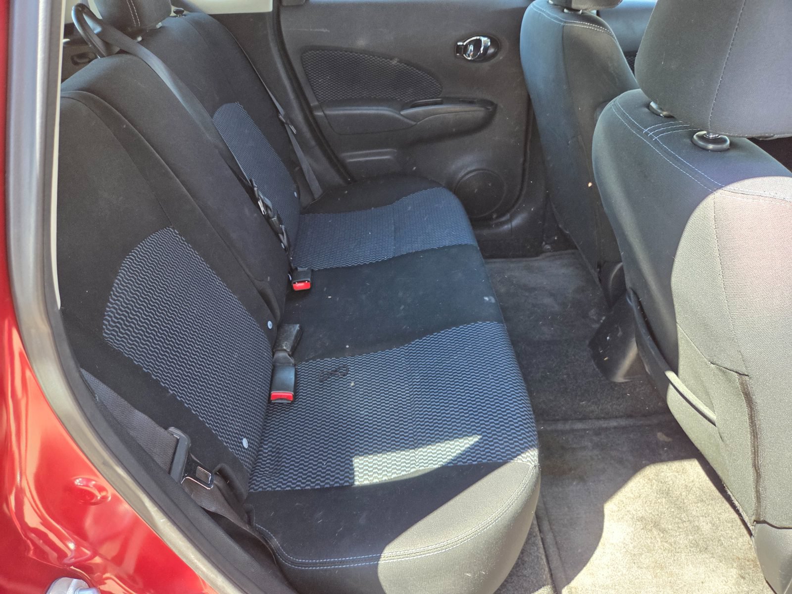 Used 2016 Nissan Versa Note SV FWD image 11
