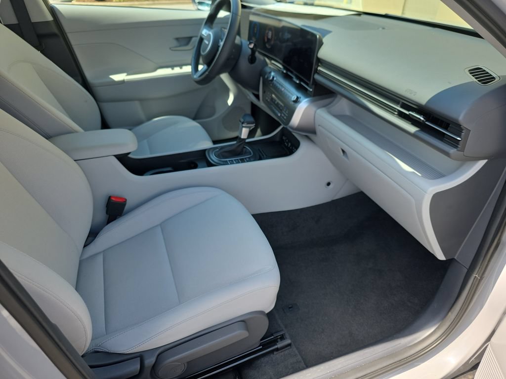 New 2026 Hyundai Kona SEL Sport FWD image 32