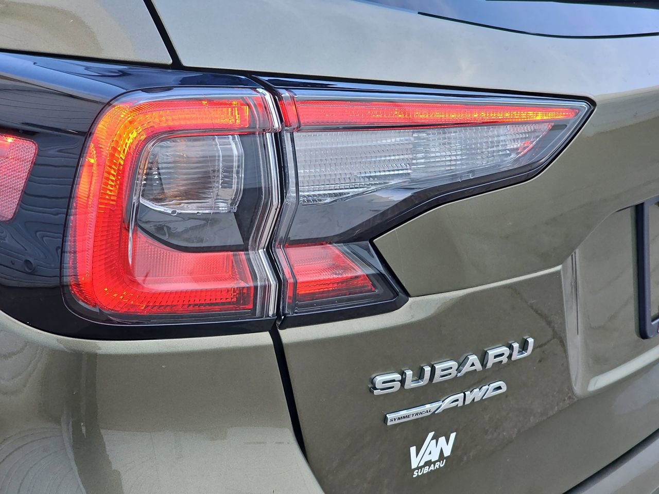 Certified 2025 Subaru Outback Limited image 42