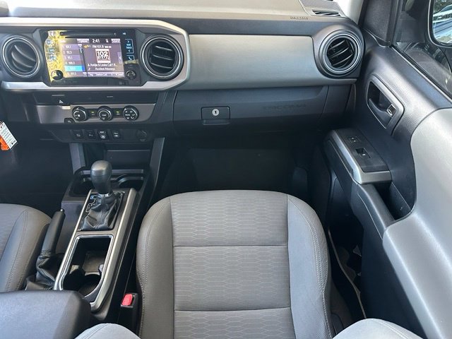 Used 2019 Toyota Tacoma SR5 RWD image 13