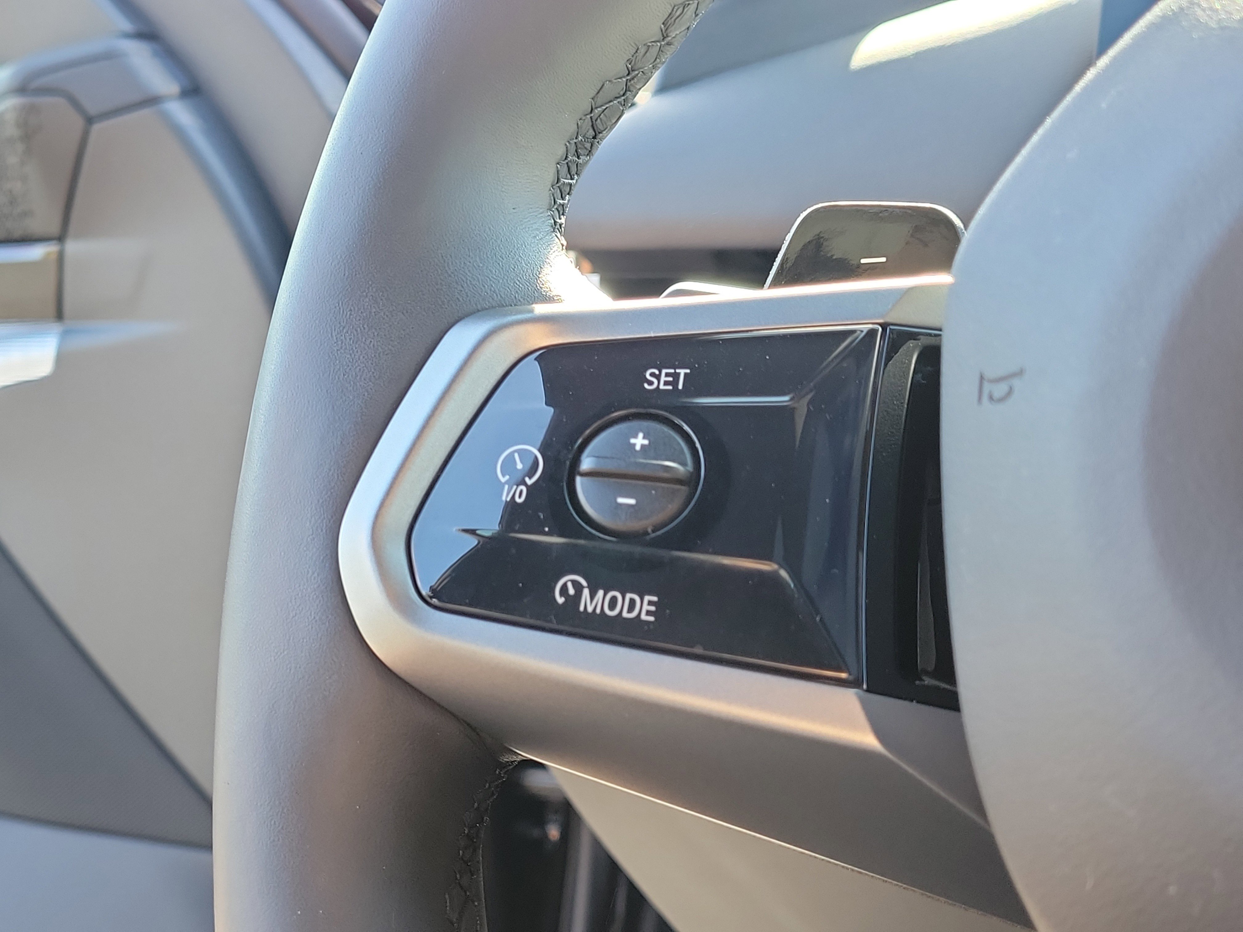 Used 2026 BMW 530i w/ M Sport Package image 28