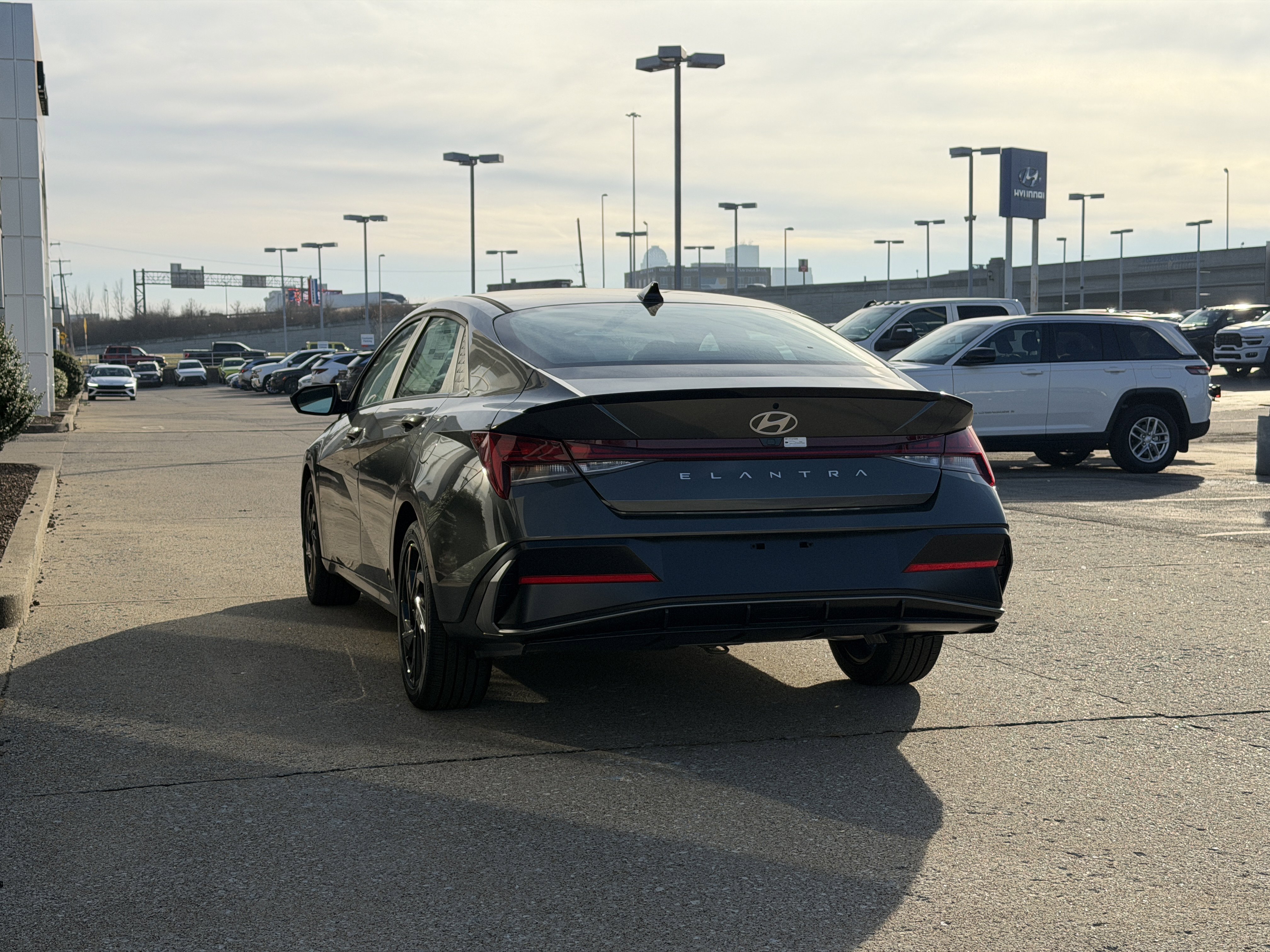New 2026 Hyundai Elantra SEL Sport FWD image 7