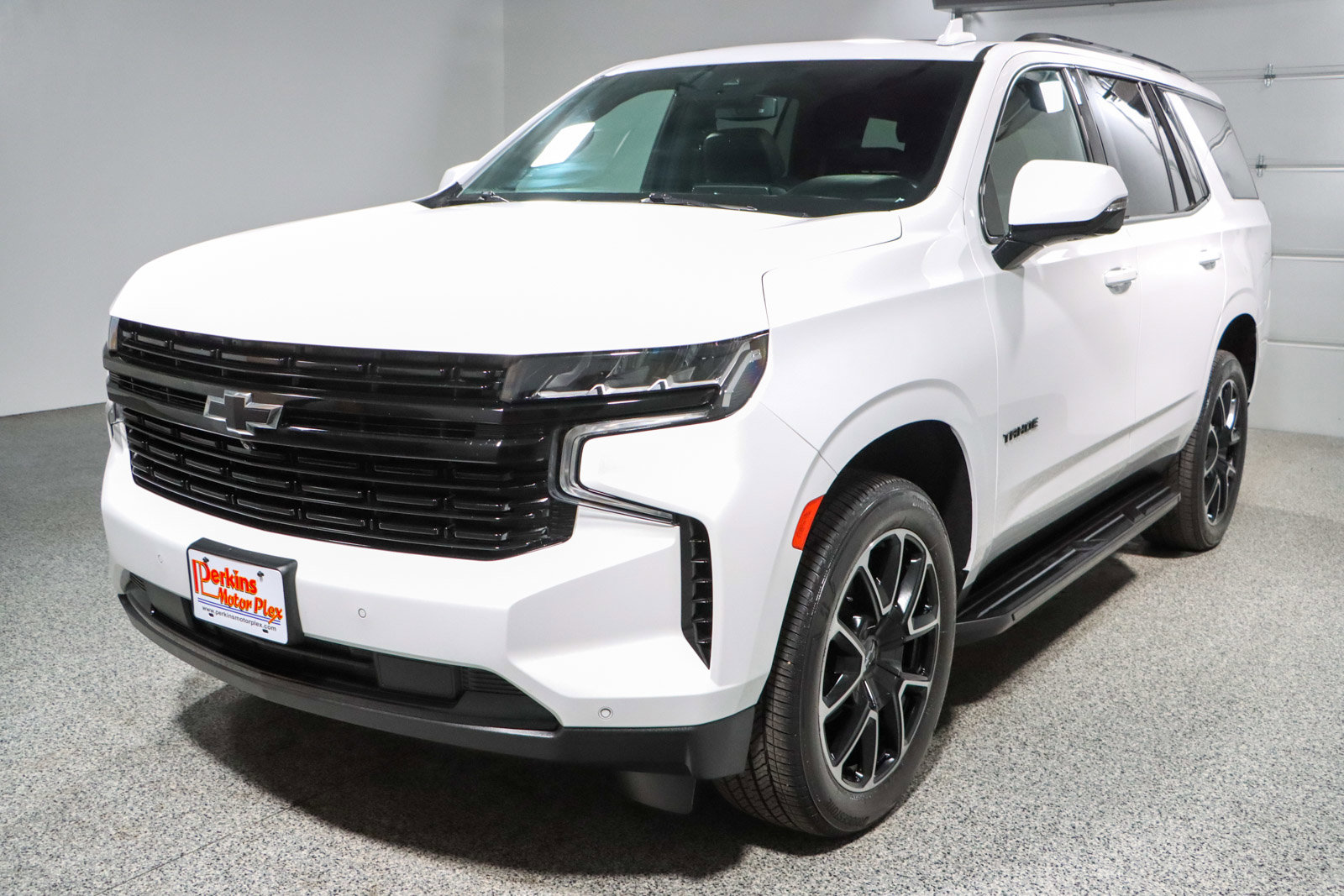 Used 2024 Chevrolet Tahoe RST w/ Luxury Package RWD image 37