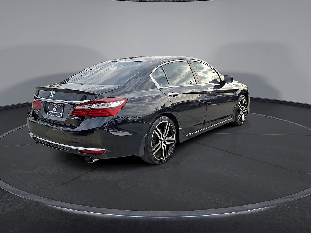 Used 2016 Honda Accord Sport image 31