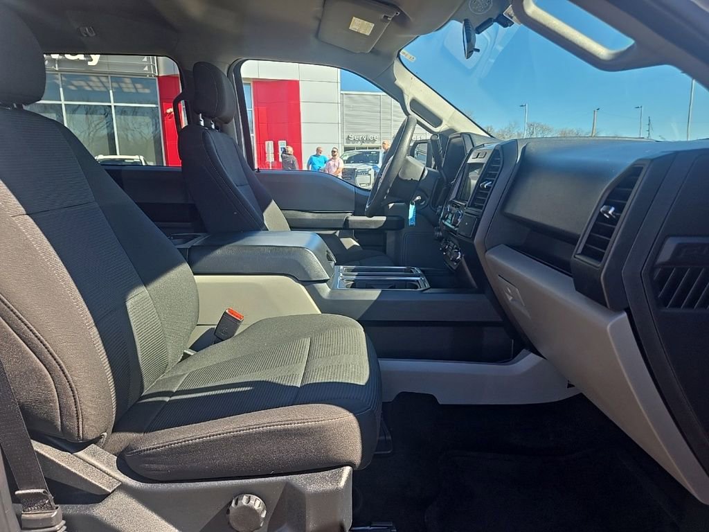 Used 2017 Ford F150 XL w/ Equipment Group 101A Mid AWD/4WD image 23