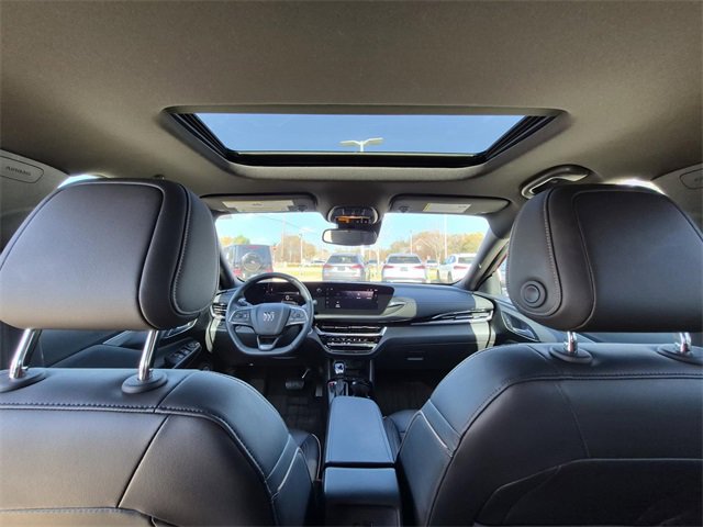 Used 2025 Buick Envista Avenir image 31