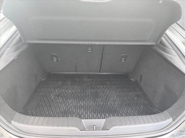 Used 2022 MAZDA MAZDA3 s image 6