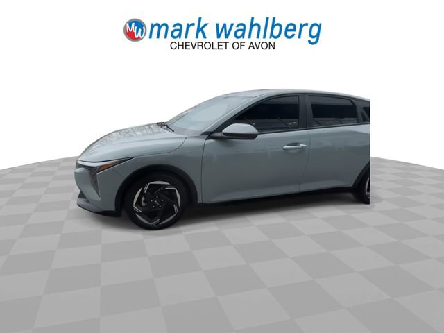 Used 2025 Kia K4 EX image 4