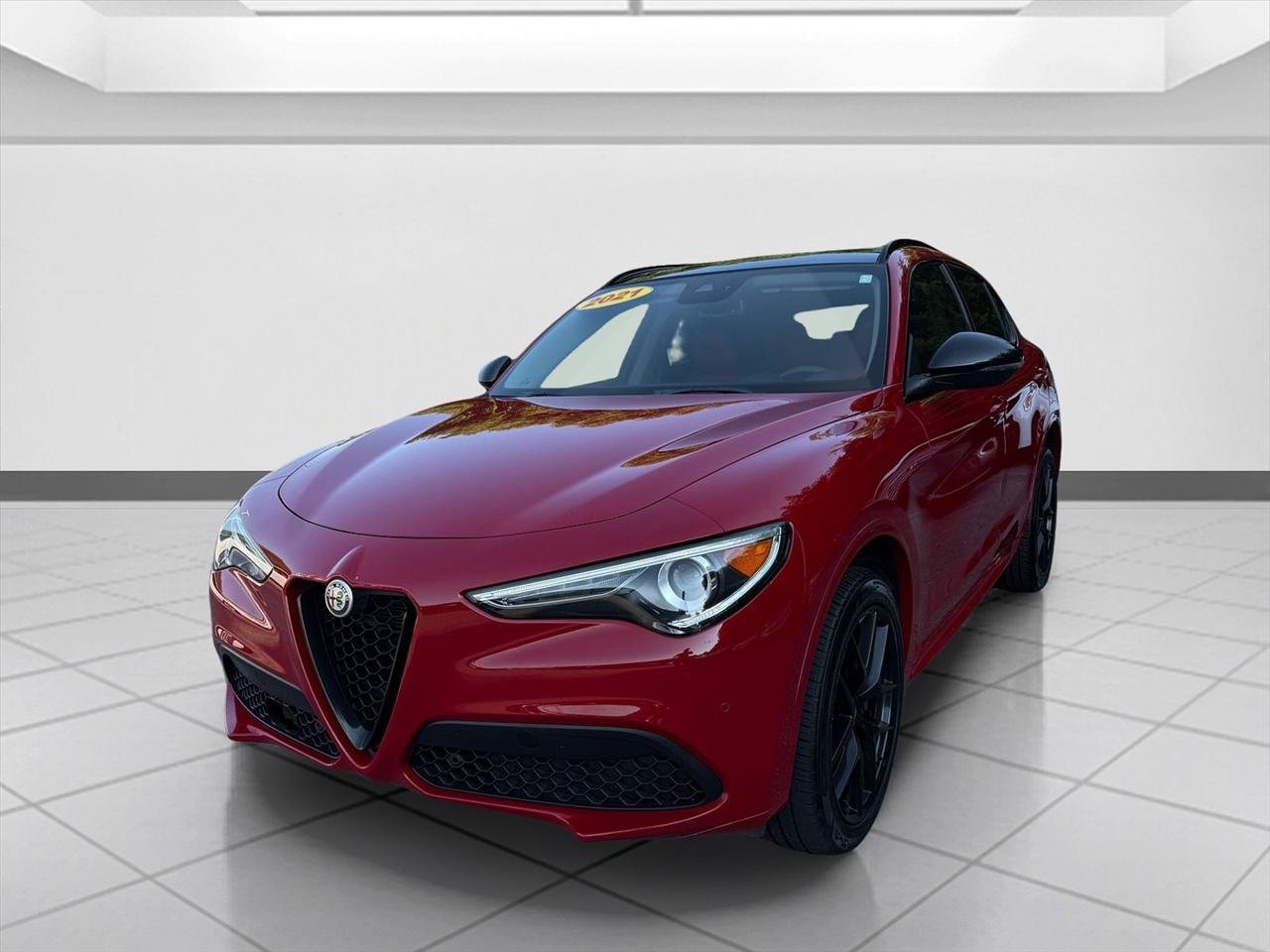 Used 2021 Alfa Romeo Stelvio Ti w/ Nero Edizione AWD/4WD image 9