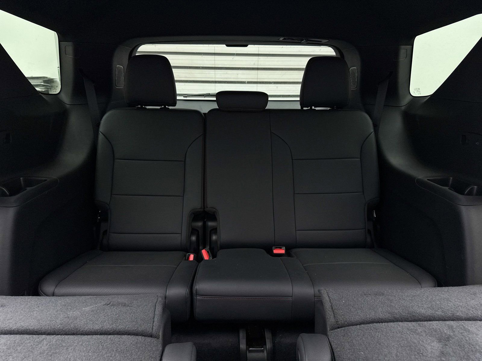 Used 2024 Chevrolet Traverse RS w/ LPO, Floor Liner Package image 11