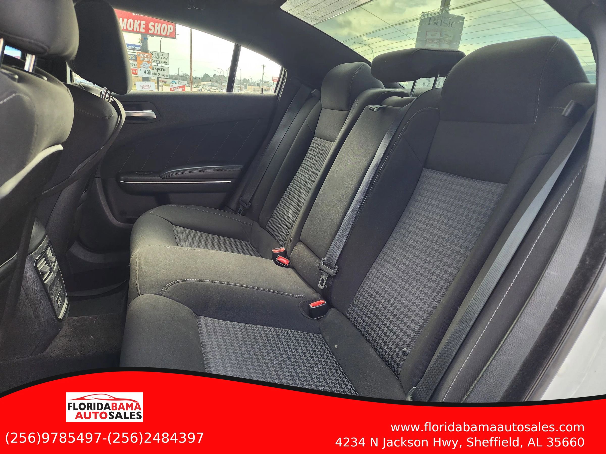 Used 2019 Dodge Charger GT w/ Blacktop Package image 12