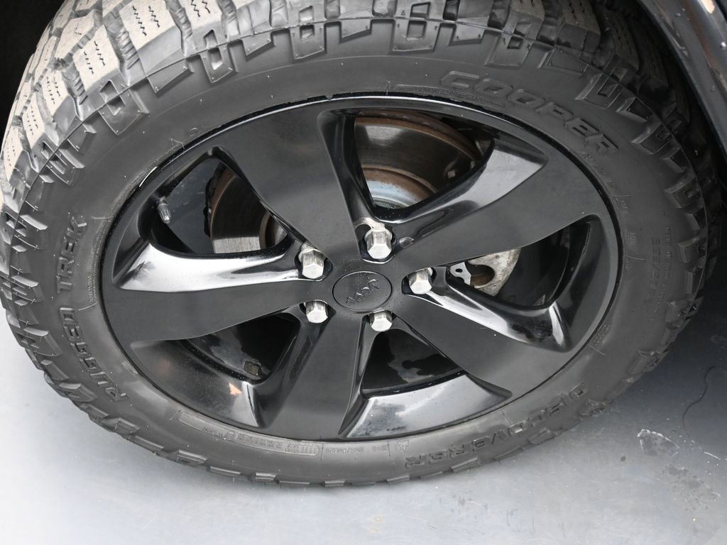 Used 2015 Jeep Grand Cherokee Altitude image 21