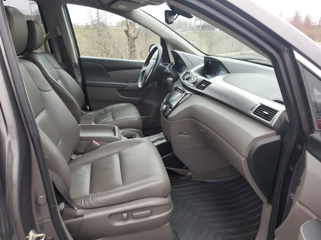 Used 2015 Honda Odyssey EX-L image 30