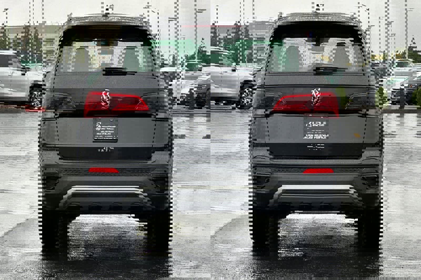 Used 2024 Volkswagen Taos S image 8