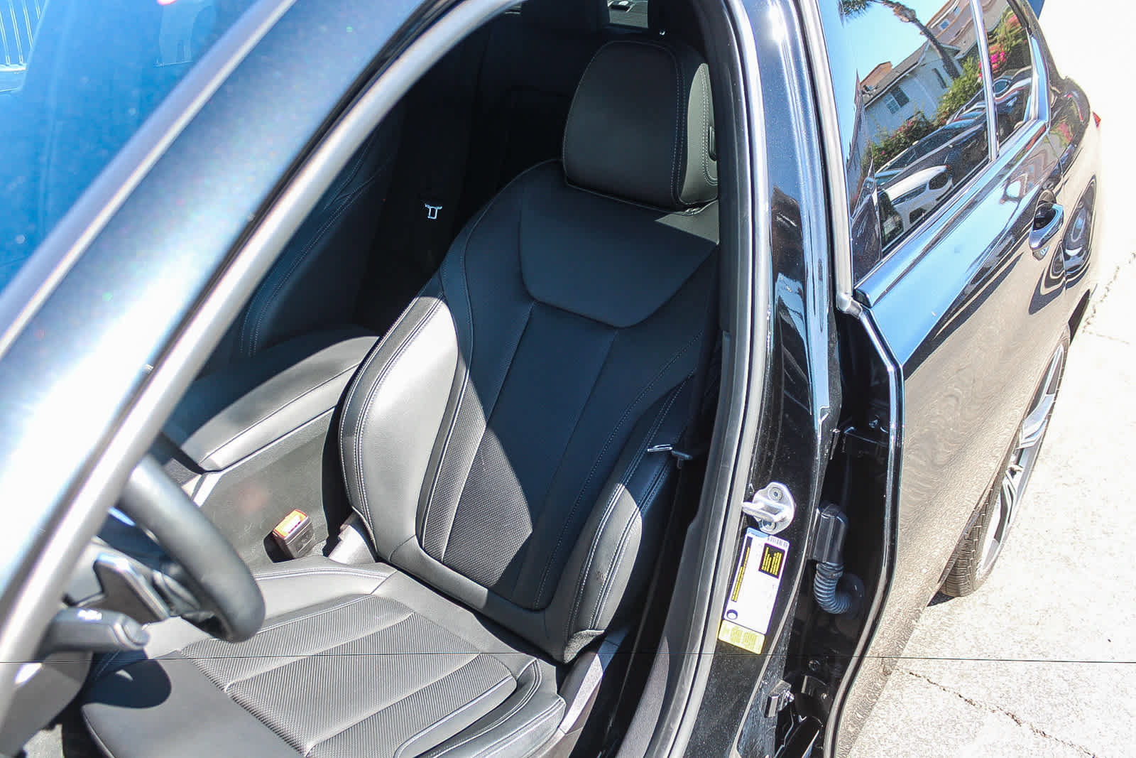 Certified 2023 BMW 330i Sedan w/ Premium Package RWD image 25