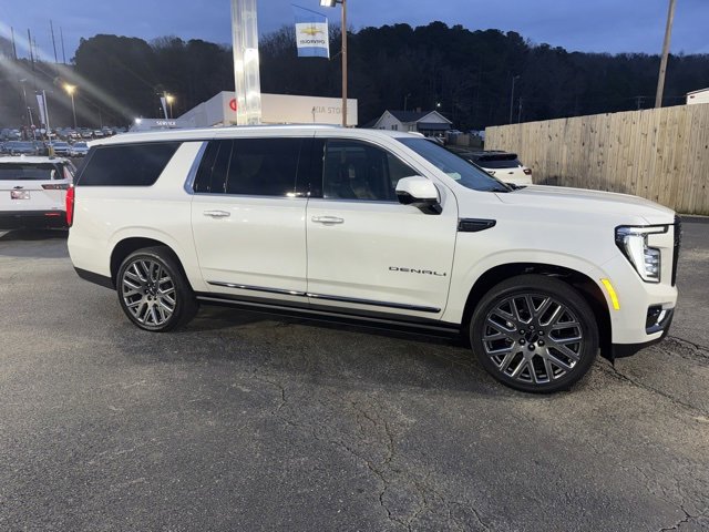Certified 2025 GMC Yukon XL Denali Ultimate image 5